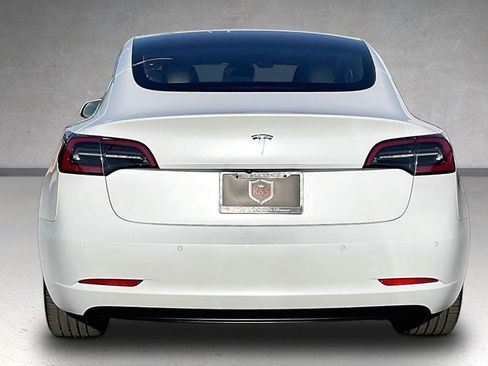 Used 2018 Tesla Model 3 Long Range RWD image 4