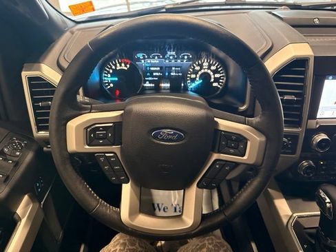 Used 2019 Ford F150 Lariat w/ Equipment Group 502A Luxury AWD/4WD image 23