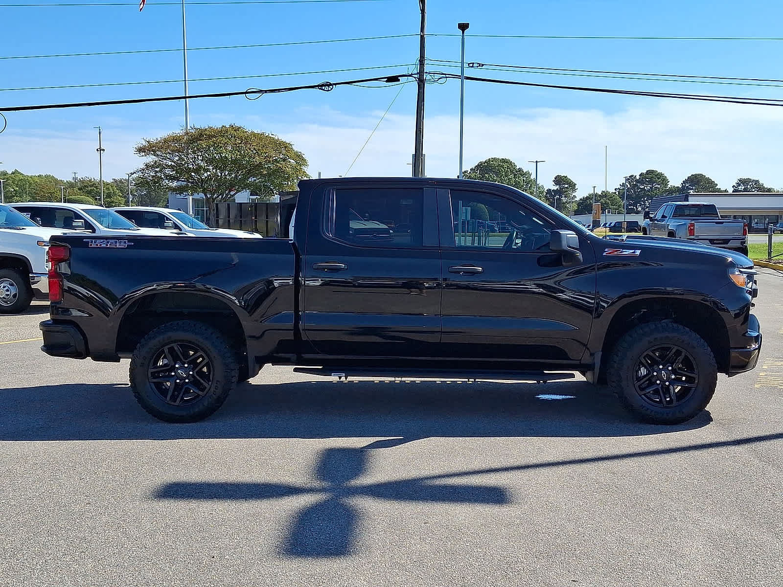 Used 2024 Chevrolet Silverado 1500 Custom Trail Boss AWD/4WD image 30