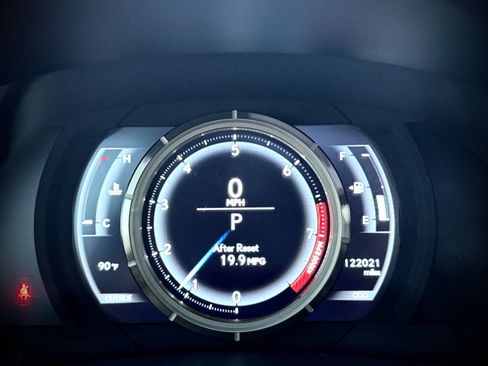 Used 2014 Lexus IS 250 w/ F-Sport Package RWD image 21