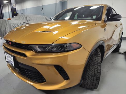 Used 2024 Dodge Hornet R/T image 6