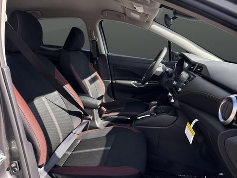 New 2025 Nissan Versa SR w/ Trunk Package image 25
