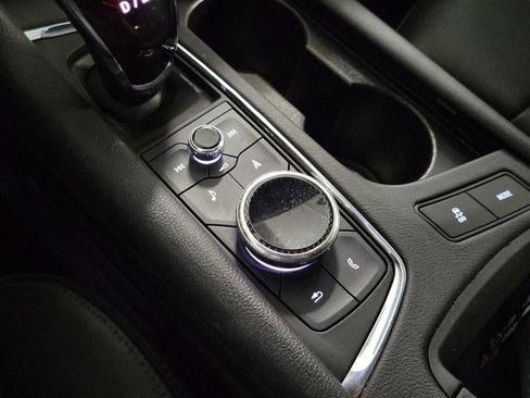 Certified 2023 Cadillac XT6 Premium Luxury image 23