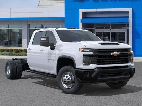 New 2026 Chevrolet Silverado 3500 W/T RWD image 31