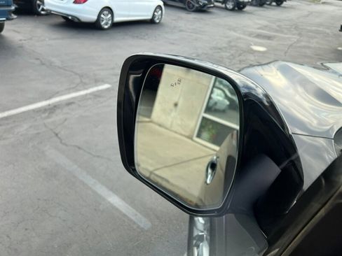 Used 2024 INFINITI QX80 Luxe image 33