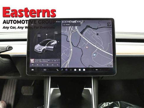 Used 2018 Tesla Model 3 Long Range image 12