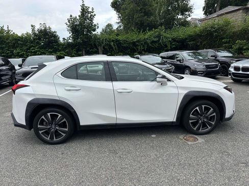 Used 2019 Lexus UX 250h AWD/4WD image 2
