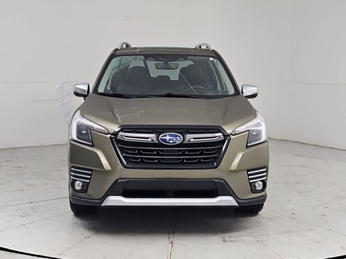 Used 2022 Subaru Forester Touring w/ Popular Package #2 AWD/4WD image 9