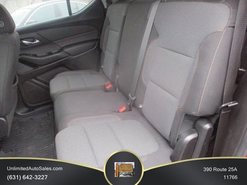 Used 2020 Chevrolet Traverse LT AWD/4WD image 6
