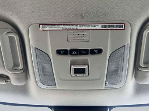 Used 2021 Toyota Corolla LE FWD image 37