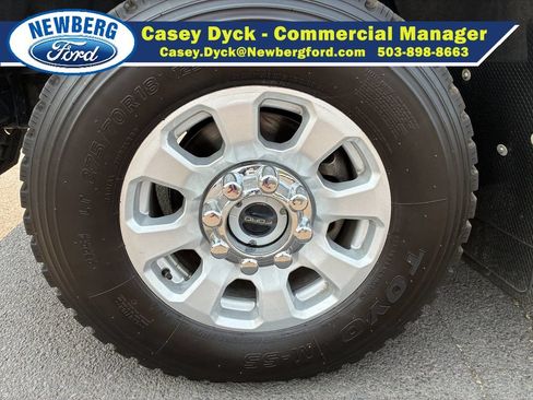 Used 2023 Ford F350 XLT w/ FX4 Off-Road Package AWD/4WD image 10