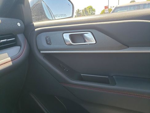 New 2026 Ford Explorer ST-Line AWD/4WD image 25