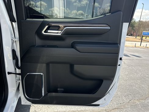 Used 2025 Chevrolet Silverado 1500 RST w/ Convenience Package II image 17