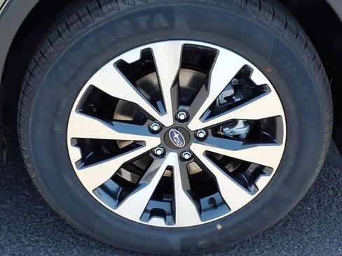 Used 2017 Subaru Outback 2.5i Limited AWD/4WD image 11