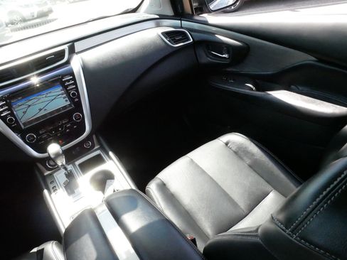 Used 2018 Nissan Murano SL w/ Moonroof Package AWD/4WD image 11