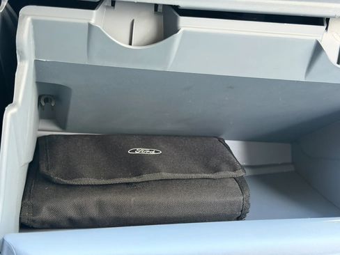 Used 2018 Ford Transit 250 130 Low Roof RWD image 33