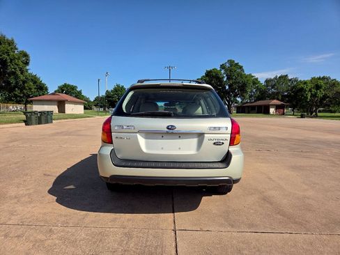 Used 2007 Subaru Outback 3.0R L.L. Bean AWD/4WD image 34