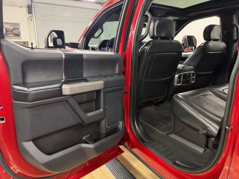 Used 2022 Ford F450 Platinum w/ FX4 Off-Road Package AWD/4WD image 17