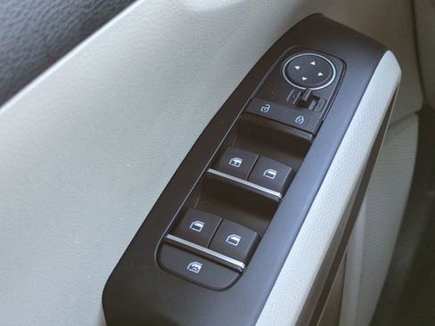 Used 2023 Kia Soul LX image 20