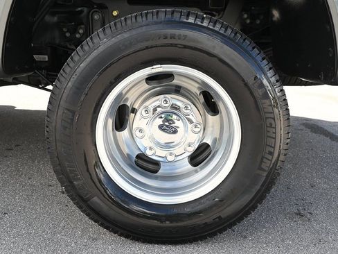 Used 2022 Ford F350 XL w/ STX Appearance Package AWD/4WD image 9