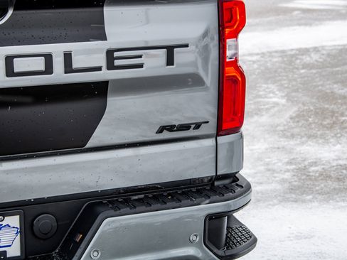 Used 2023 Chevrolet Silverado 1500 RST w/ Rally Edition image 12