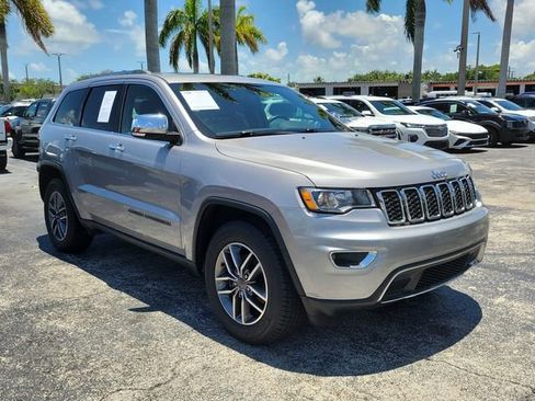 Used 2020 Jeep Grand Cherokee Limited RWD image 2