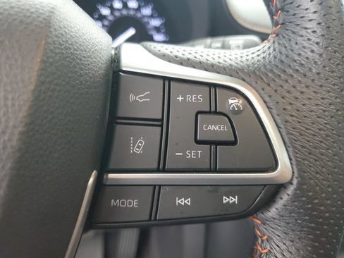Used 2022 Toyota Sienna XSE w/ XSE Plus Package AWD/4WD image 23