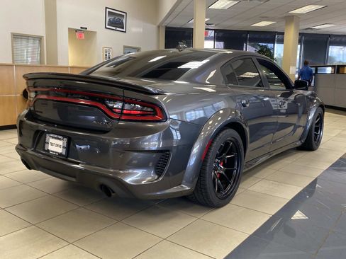 Used 2022 Dodge Charger SRT Hellcat RWD image 3