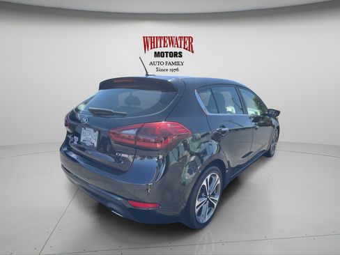 Used 2016 Kia Forte EX w/ EX Premium Technology Package FWD image 5