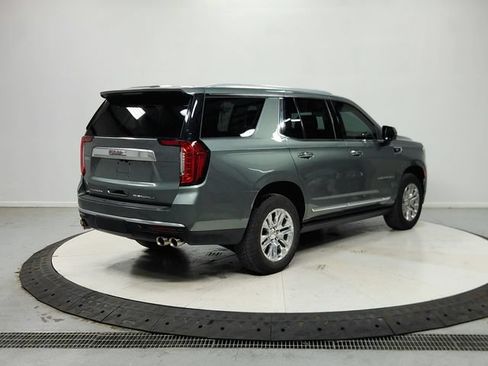 Used 2023 GMC Yukon Denali AWD/4WD image 7