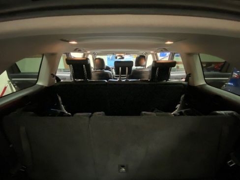Used 2019 Toyota Highlander Limited image 21