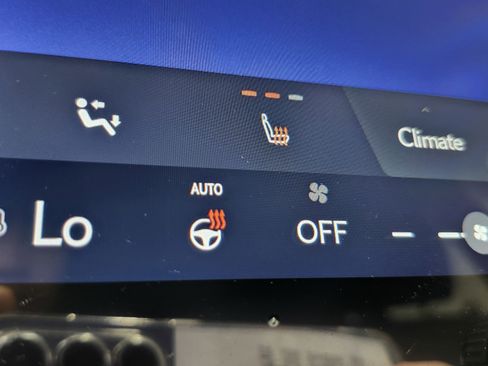 Used 2022 Lexus NX 350 AWD image 9