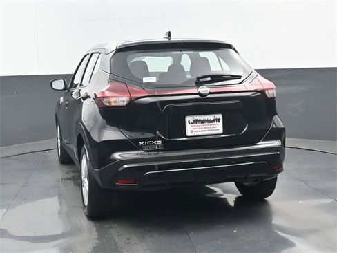 Used 2024 Nissan Kicks S image 17
