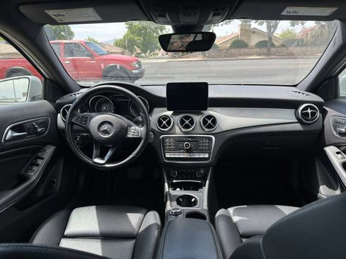 Used 2018 Mercedes-Benz GLA 250 4MATIC image 18