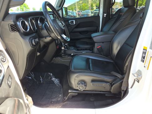 Used 2021 Jeep Wrangler Unlimited Rubicon AWD/4WD image 19
