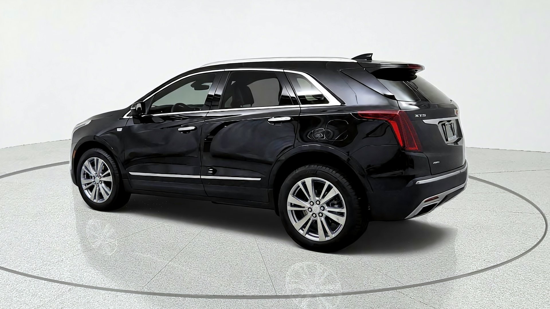 Used 2024 Cadillac XT5 Premium Luxury AWD/4WD image 3