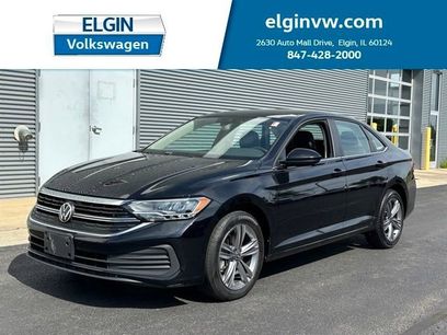 Used 2024 Volkswagen Jetta SE w/ Panoramic Sunroof Package
