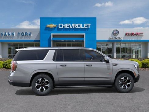 New 2026 GMC Yukon XL AT4 image 5