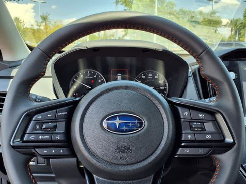 New 2025 Subaru Crosstrek 2.5i Limited w/ Popular Package #3A image 33