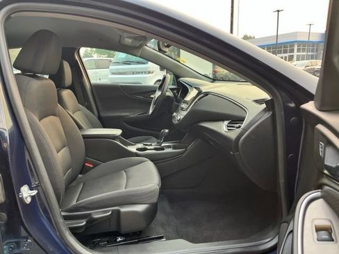 Used 2016 Chevrolet Malibu LT FWD image 18