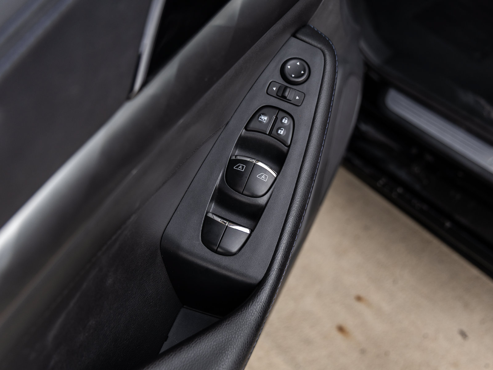 Used 2020 Nissan Maxima 3.5 S w/ Floor Mat Group FWD image 16