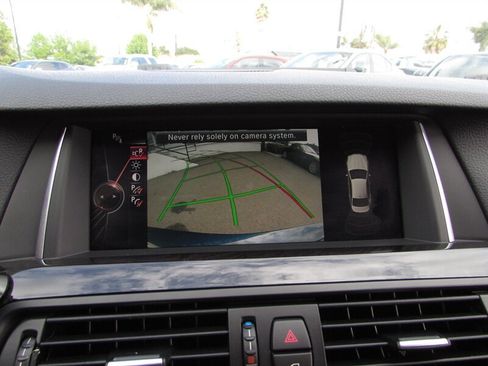 Used 2015 BMW 528i Sedan RWD image 18