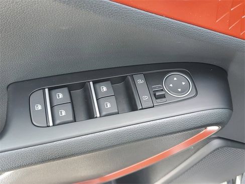 Certified 2025 Kia Soul GT-Line image 15