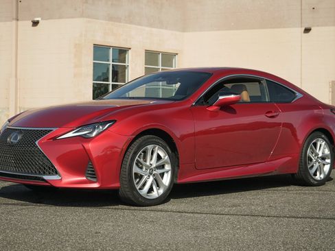 Used 2020 Lexus RC 300 AWD w/ Premium Package image 2