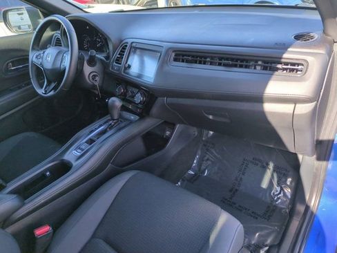Used 2021 Honda HR-V Sport image 30