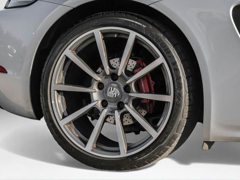 Used 2018 Porsche 718 Cayman S RWD image 58