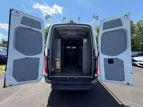Used 2023 Mercedes-Benz Sprinter 2500 w/ Acoustic Package image 8