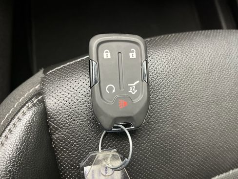 Certified 2024 GMC Terrain SLT image 28