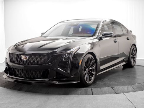 Used 2025 Cadillac CT5 V Blackwing w/ Parking Package RWD image 3
