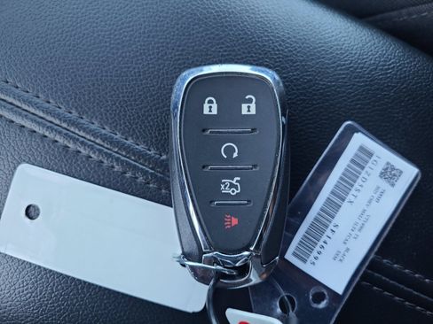 Used 2025 Chevrolet Malibu LT FWD image 33